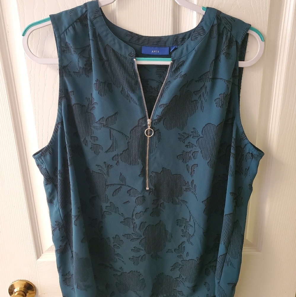 Green business professional sleeveless blouse